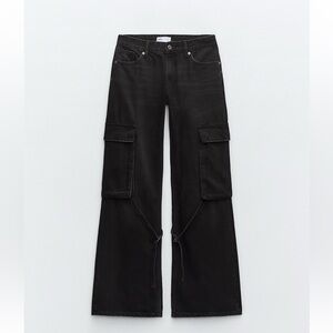 Zara Mid Rise Cargo Jeans